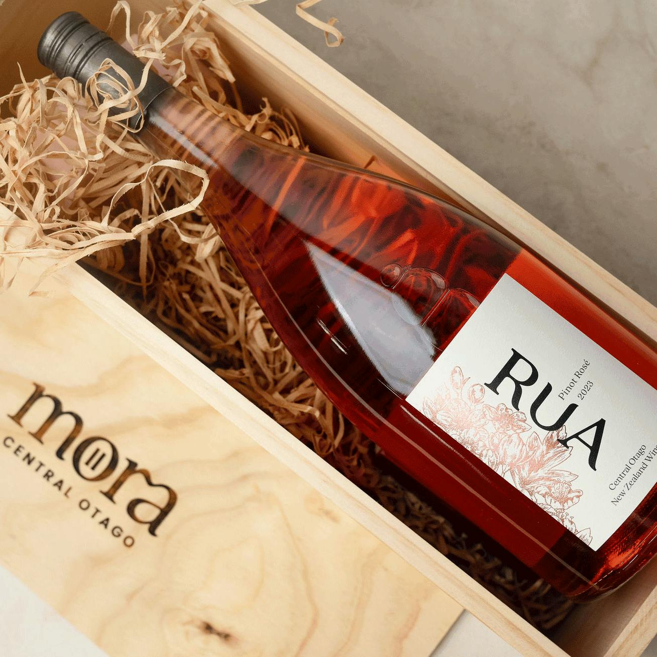 RUA Rose Magnum in box